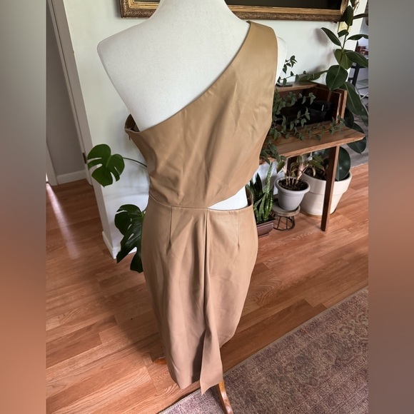 L'AGENCE Aliyah Faux Leather Midi Dress - Picture 7 of 9